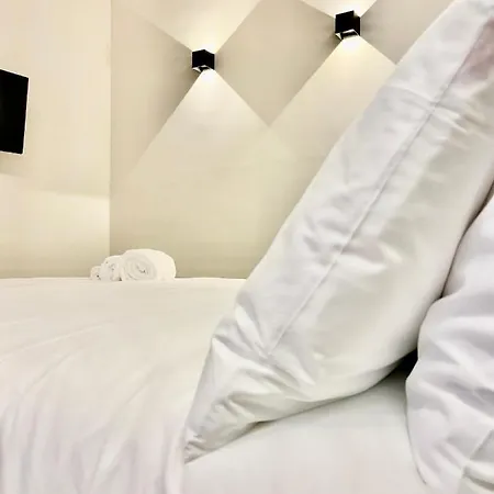 Vicomillesuites Adults-only Гостевой дом Кальяри
