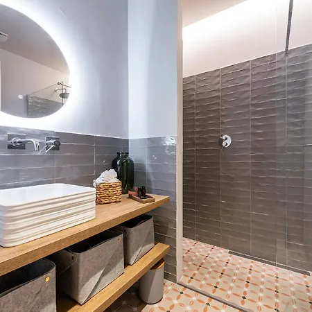 Vicomillesuites Adults-only Pensjonat 4*