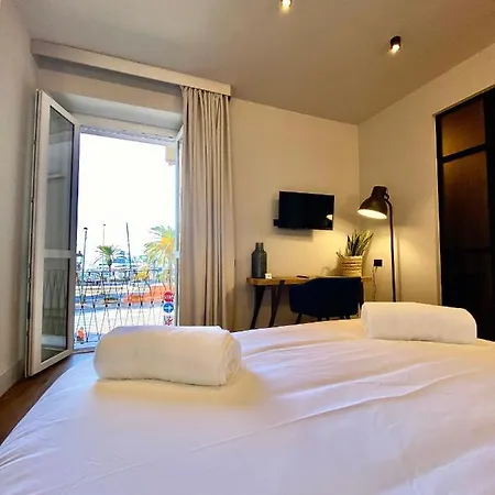 Pensjonat Vicomillesuites Adults-only Cagliari