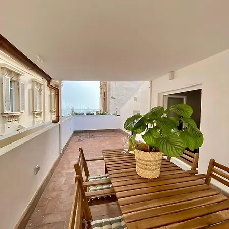Guest house Vicomillesuites *