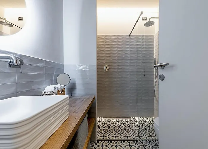 Vicomillesuites Adults-only 4*